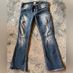 Authentic early 2000s Silver Jeans Co. Tuesday fit jeans 🤍